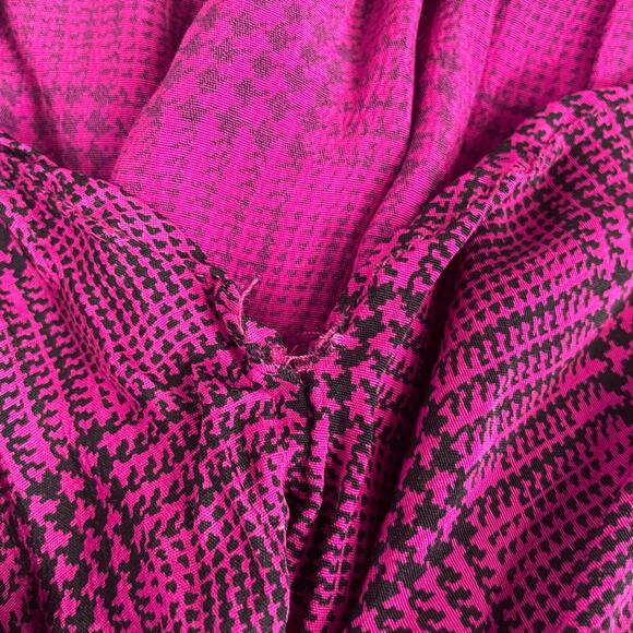 Vintage Pleated Skirt Size 8 Burgundy Black Houndstooth Midi Preppy Academia 90s - Picture 11 of 16